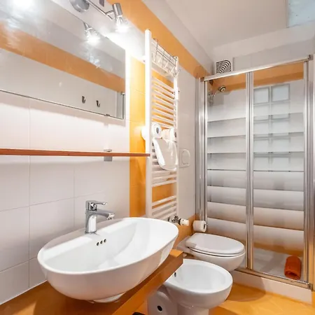 Guesthost - Brenta M3 Duplex شقة *